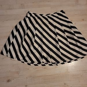Outback Red Medium Womens Skirt